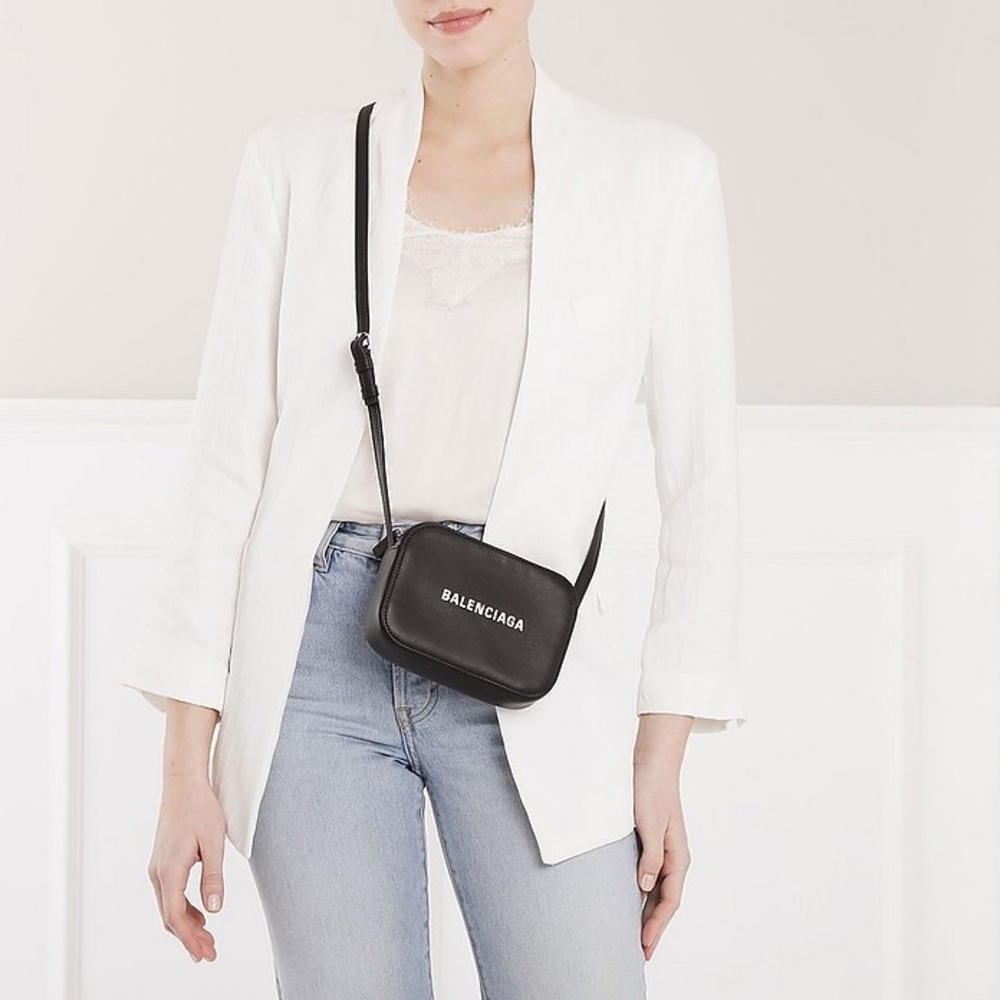 BALENCIAGA
XS Everyday Camera Bag